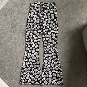Floral flared leggings